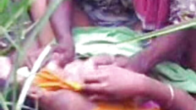 என்ன ஒரு மெல்லிய கல்லூரி சிறந்த மதிப்பிடப்பட்டது ஆபாச புண்டை