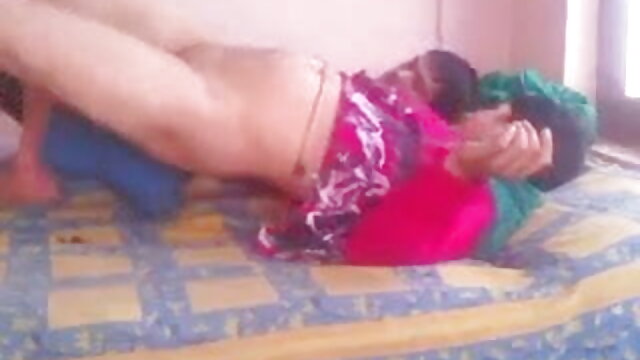 லில்லி ரைடர் ஹேண்ட்ஜோப் xnxx பிரபலமான