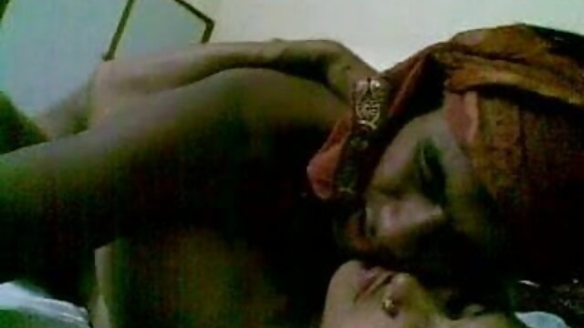 கணவர் மற்றும் சிறந்த கொரிய ஆபாச முன்னாள் காதலனுடன் டி.பியில் மஸ்காரா