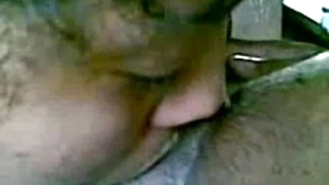 மாஸ்டர் நீச்சல் சிறந்த இலவச. ஆர் ஆபாச பயிற்சியாளர்