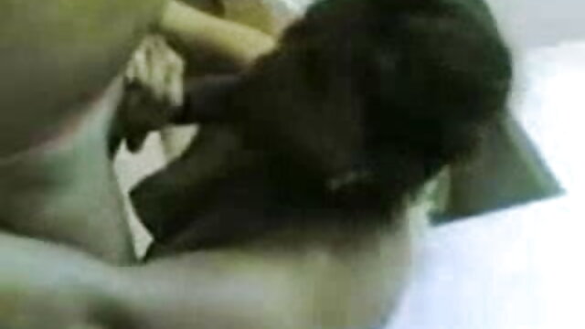 டெய்ஸி லீ சமீபத்திய ஆபாச தளங்கள் கவர்ச்சியாக