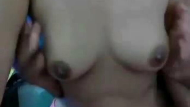 4 - 4 சிறந்த அழகு ஆபாச அழைப்பு