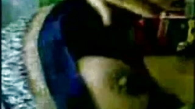 கேசி கால்வர்ட் ஒரு வயதான நபருடன் xxx hd உயர் தரம் ஆர்வத்தை வெளியிடுகிறார்