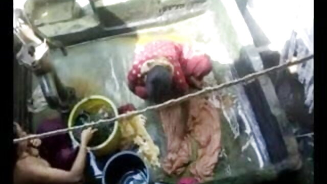 மெக்சிகன் குஞ்சு ஒரு பெரிய ஆபாச சிறந்த தரம் கருப்பு டிக் உறிஞ்சும்
