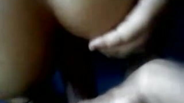 சிறிய மார்பகங்கள் கருப்பு சிறந்த இலவச கே ஆபாச குழந்தை பிராந்தி நரி தனது இறுக்கமான புண்டையில் ஒரு கொழுப்பு சேவலை எடுக்கிறது