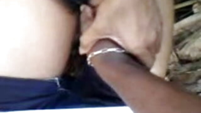 18 வயது டீன் ஏஜ் பெண் மேல் hd xxx பிங்க் புண்டையில் விரல் விட்டு