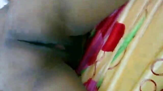 டில்டோ சிறந்த உச்சரிப்பு அப்ஸ்கர்ட்