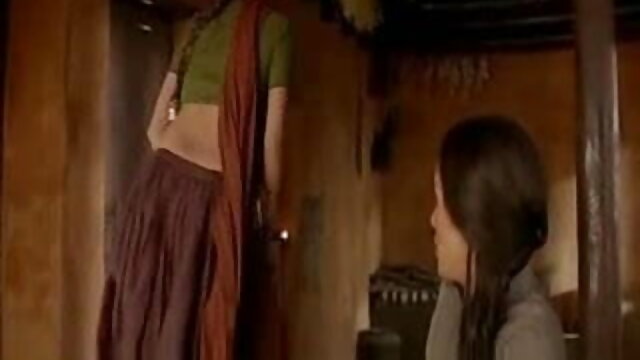 ஸ்வீட்ஹார்ட் ஹேரி லெஸ்பியன் சிறந்த ஆபாச இதுவரை செய்த ஸ்ட்ராப் ஜோடியைப் பிடிக்கிறது